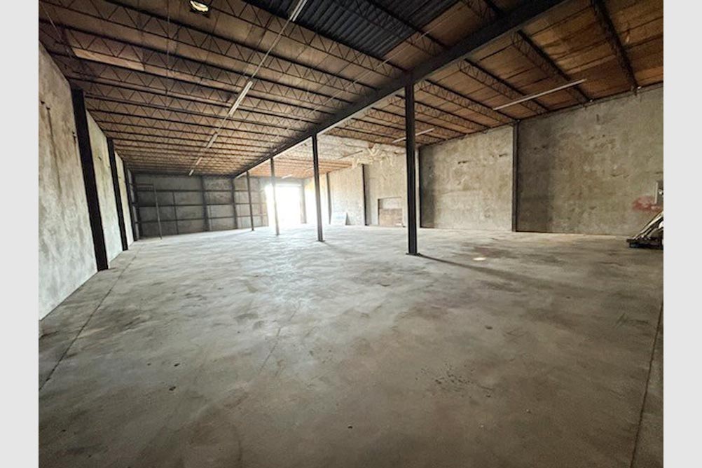 515 W. 2nd (Interior)