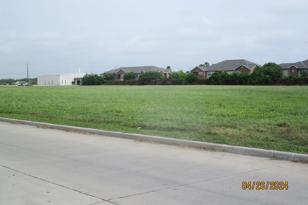 Ave J & Skinner (Street View)